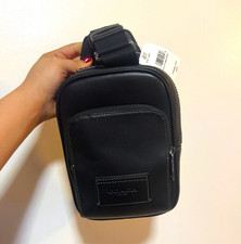 Coach Black Mens Small Crossbody Sling Bag Zi...