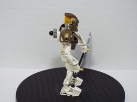 LEGO BIONICLE TITANS TAKANUVA (8596) COMPLETE FIGURES WITH MANUAL FREE SHIPPING