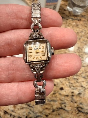 Vintage WALTHAM Lady s Wrist Watch 17 JEWELS Swiss Made Mechanical Wind, WORKING