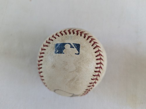 Frank Robinson HOF Reds Signed MLB Baseball - Lot 4 - Keith Johnson and Unknown - Picture 13 of 17