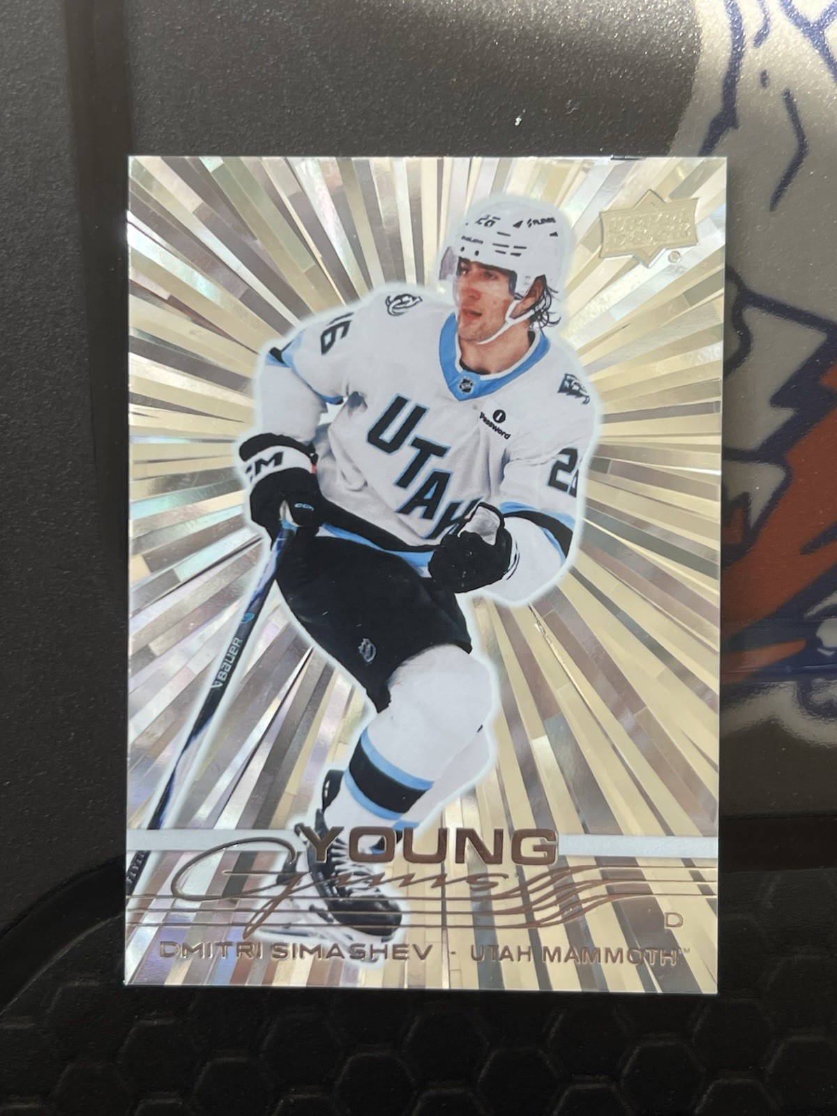 2025-26 Upper Deck Series 2 - Young Guns Dmitri Simashev #470 Outburst (RC)