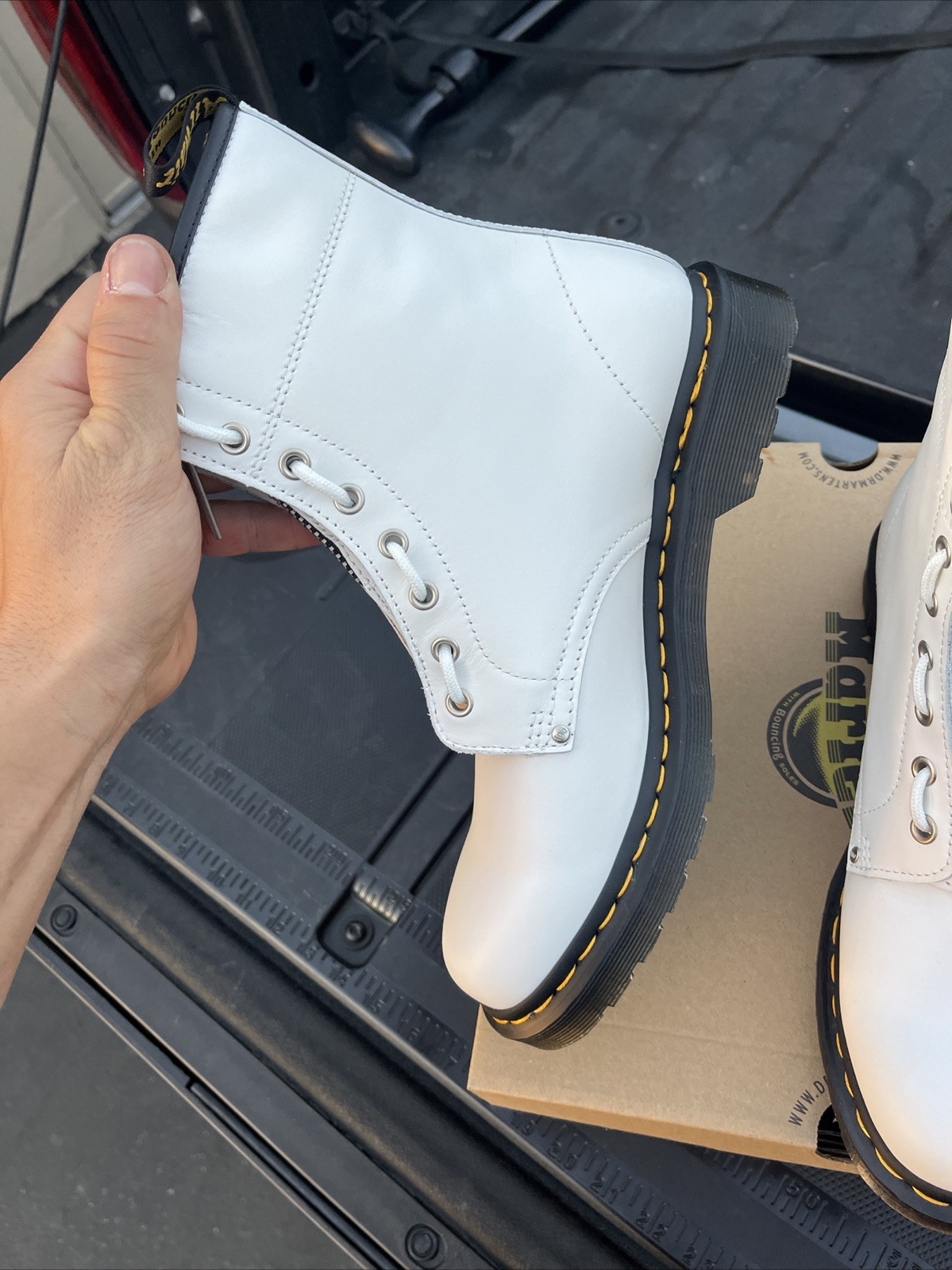 Dr. Martens Doc 1460 Twin Double Zip Boots 8 Eye White Sendal Women’s Size 11 thumbnail 8