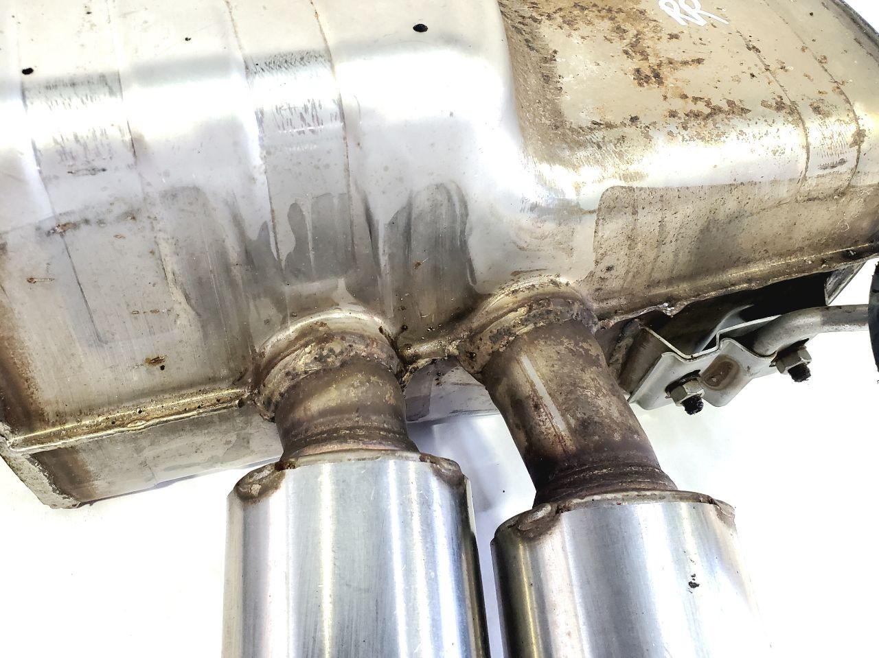Used Part fits: 2003 Maserati SPYDER CC Grade A