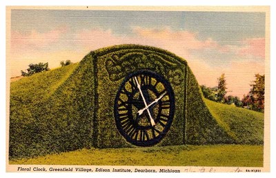 Postcard MONUMENT SCENE Dearborn Michigan MI m/01 AU8483