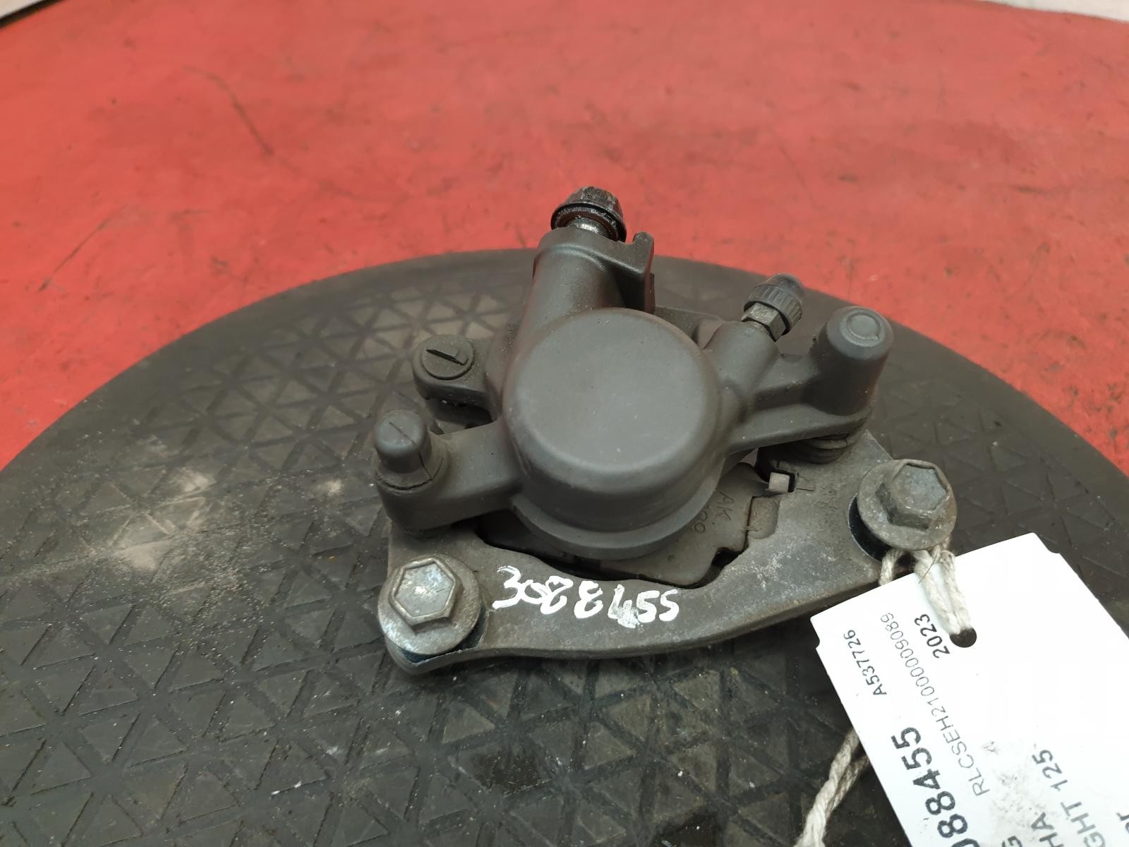 YAMAHA DELIGHT 125 FRONT BRAKE CALIPER 2023 0.1L PETROL