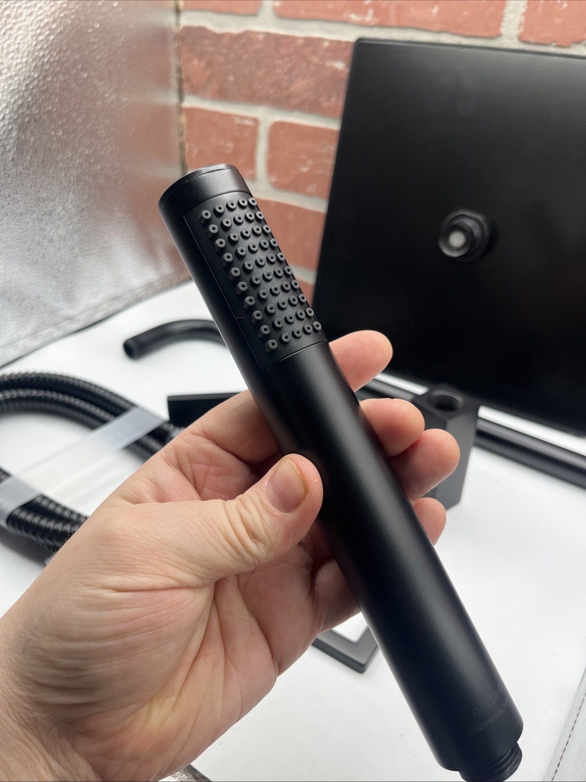 Delta Modern MATTE BLACK Rain Shower Spare parts 342701-BL Brand New Spare Parts