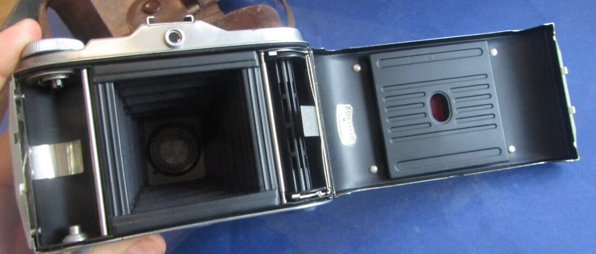 AGFA BOX - Apparel photo avec son étu - Années 30 - Très bon état