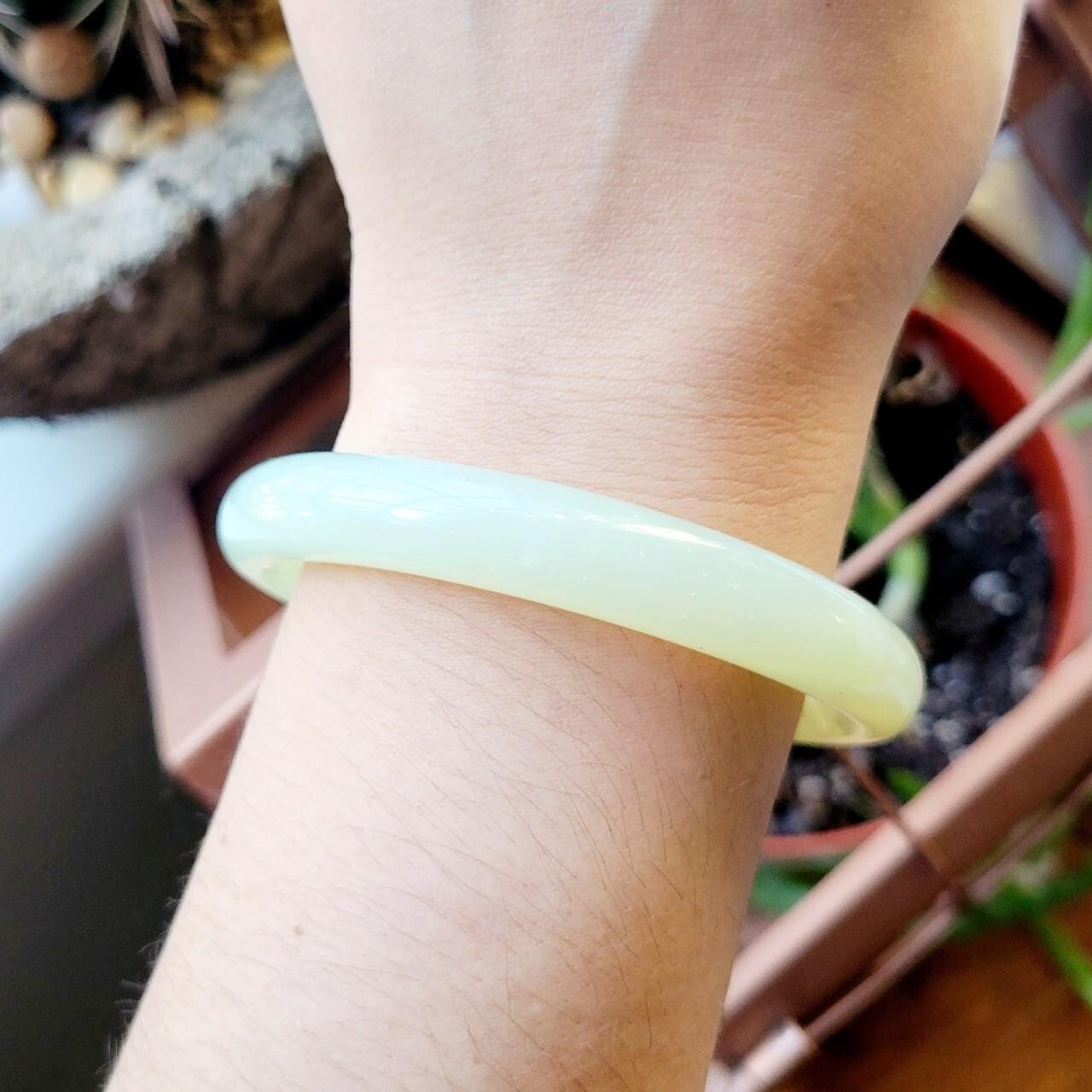 Vintage Solid Jade Bangle Bracelet - image 1