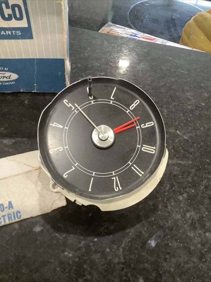 Reloj Mercury Cyclone Comet 1967 C7GY-15A000-A Foto 2 de 4