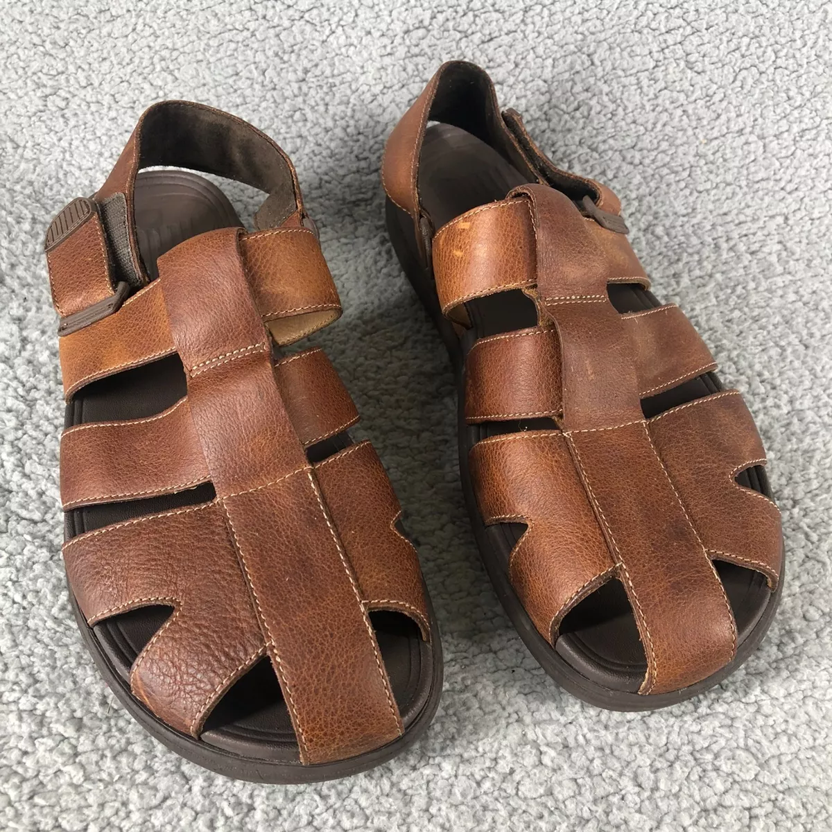 Fitflop closed toe deals sandals