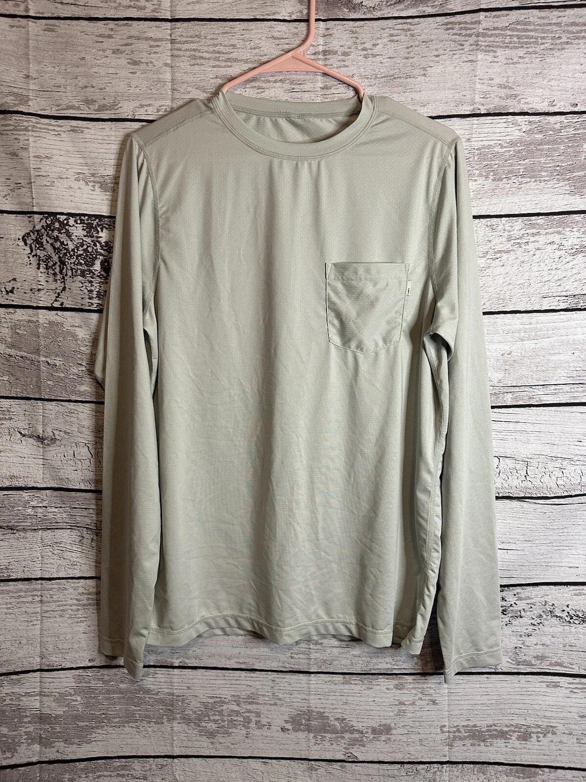 Vuori Long Sleeve Tradewind Performance Athletic Tee Light Heather Gray M