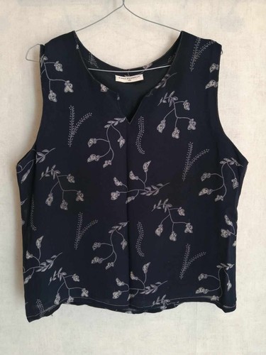 Blouse légère imprimée fleurs modèle Flower