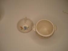 Vintage Triumph Wheatfield 22k Gold Sugar Dish W Cover Made in the USA
