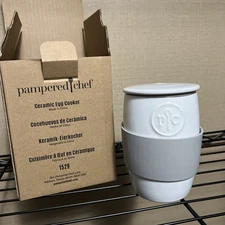 Pampered Chef Ceramic Egg Cooker White 2 C Capacity-1529 New In Box Great Gift!