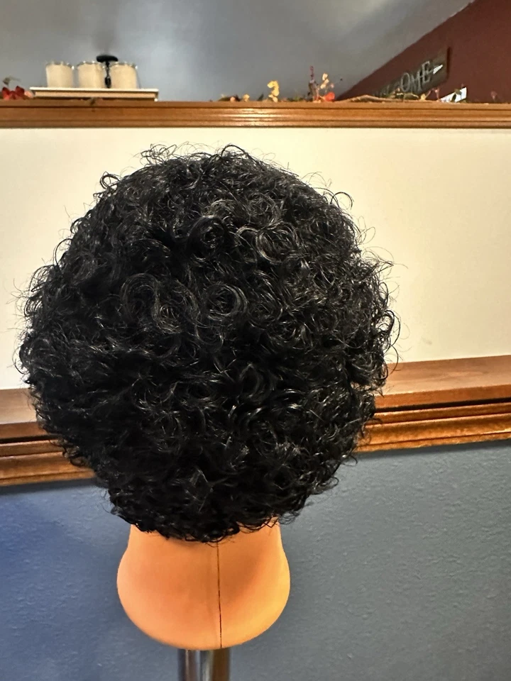 Black Curly Human Pixie Wig - Image 3 of 4