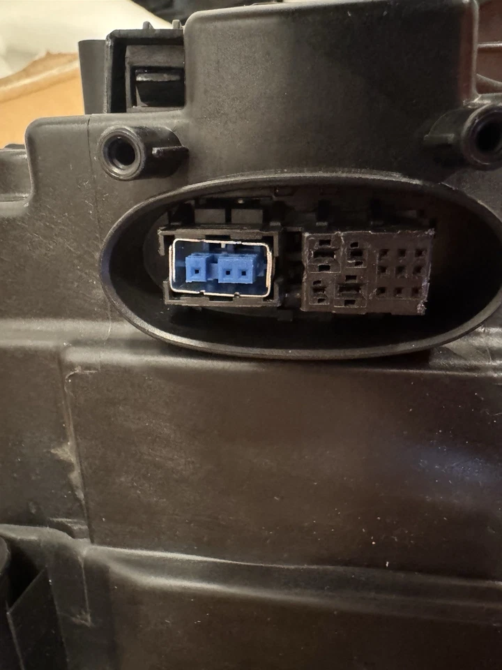 Hella 011745771 Hlmp Lh Sae Porsche Cayenne 15-18 Foto 2 de 4