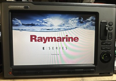 Raymarine E140W Multifunction Display MFD GPS Fishfinder Radar NMEA 2000 STNG 