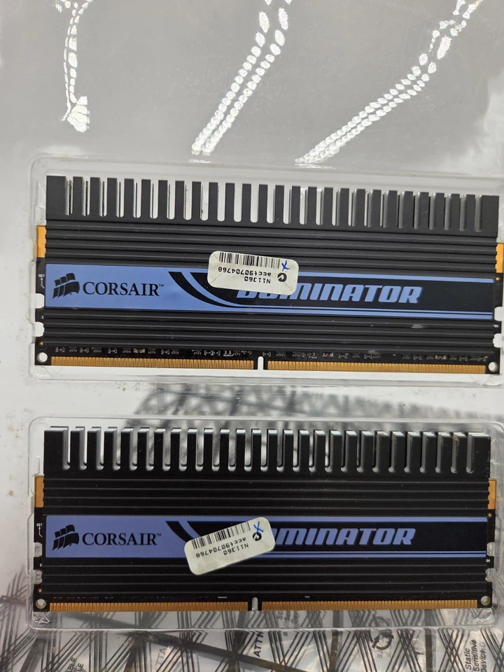Corsair Dominator DDR2 4GB RAM 2x 2GB Sticks 1066MHZ PC2-8500 C5 - Image 3 of 4
