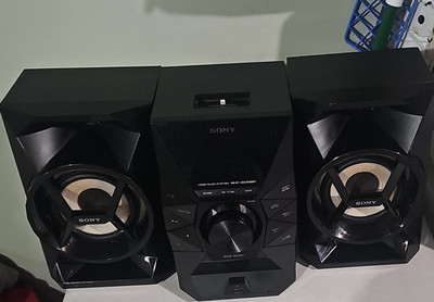 Sony MHC-EC619iP CD Player Shelf System Bass Boost USB iPod Dock AM/FM Black