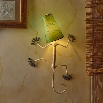 ''16'' Handcrafted Gecko Wall Lamp: Abaca Rope, Cocoa Leaf Shade''