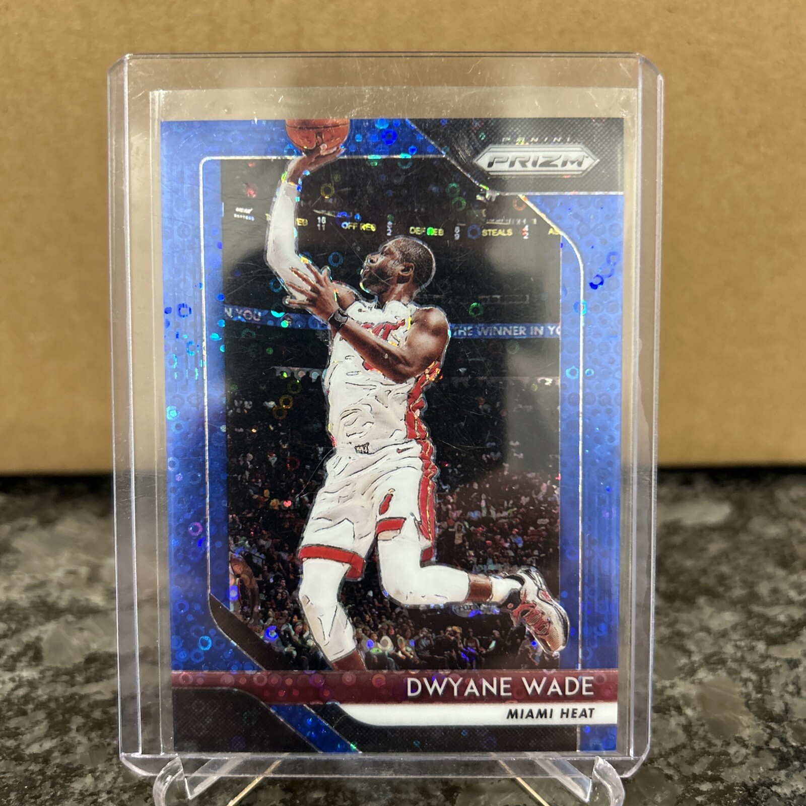 2018-19 Panini Prizm #206 Dwyane Wade Fast Break Blue Disco #/175 Heat HOF