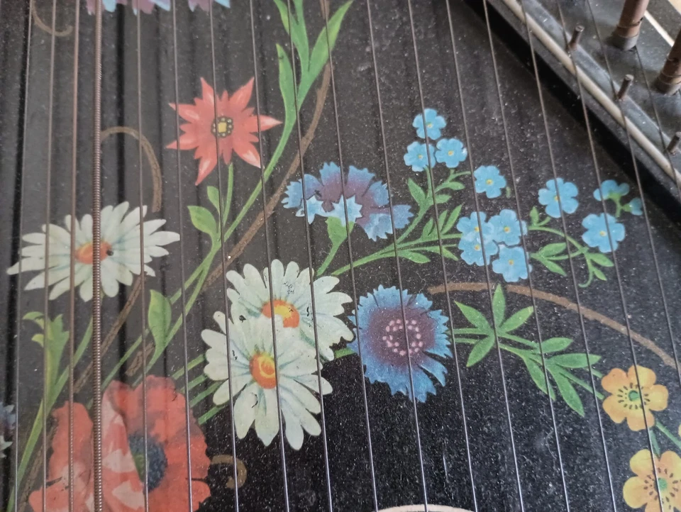 Antique/VTG Jubeltone Konzert Salon Harfe Qualitatsmarke Zither Lap Harp Germany - Image 3 of 4