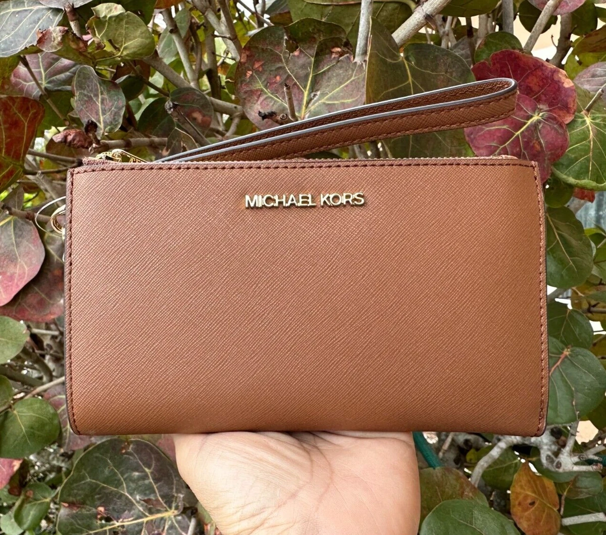 New Women's Michael Kors Jet Set Travel Large Top Zip Wristlet Clutch  Wallet (Brown) 