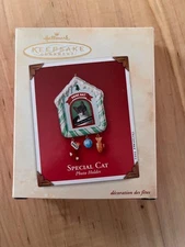 Hallmark Keepsake Ornament 2002 Special Cat Photo Holder Picture Frame Stocking