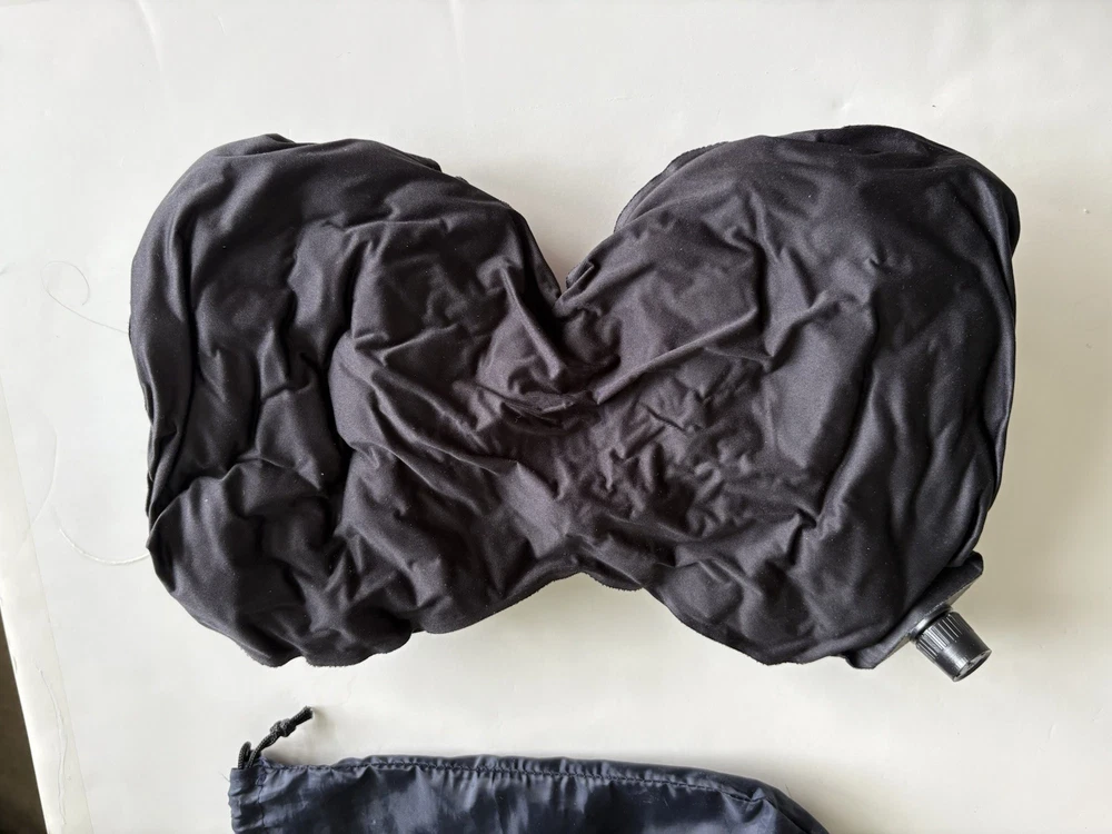 Inflatable Neck Pillow for Travel – Support for Airplanes and Cars Inflatable Neck Pillow for Travel – Support for Airplanes and Cars