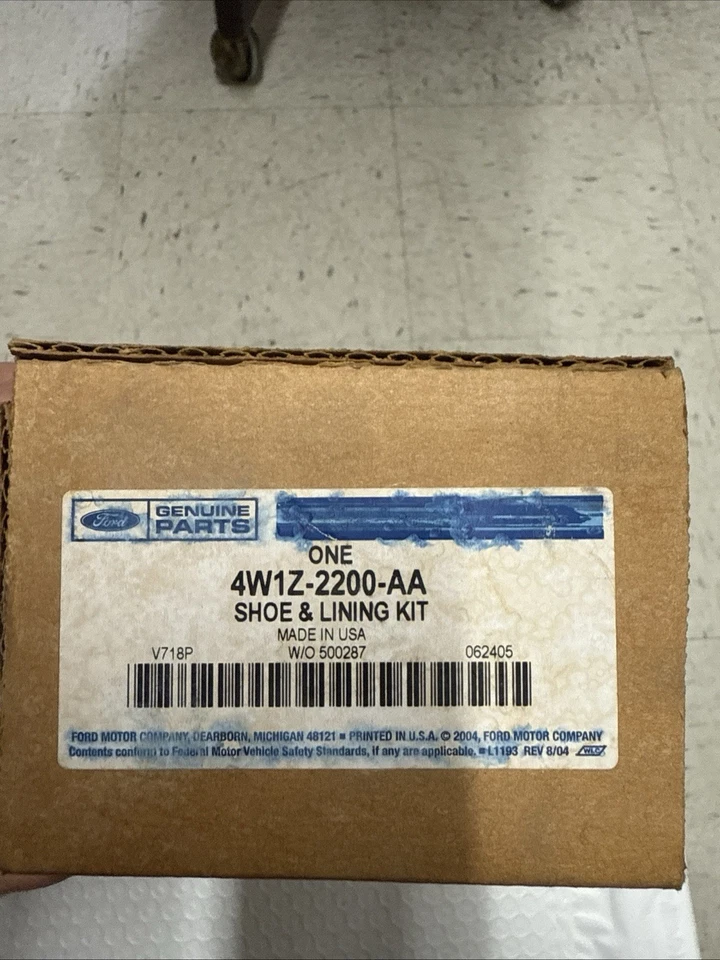🔥Ford OEM NOS 4W1Z-2200-AA Brake Shoe And Lining Kit 2004-2005 Lincoln Town Car - Image 4 of 4