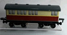 Thomas the Tank Train Passenger Car Engine train Red Tan Ertl 1995