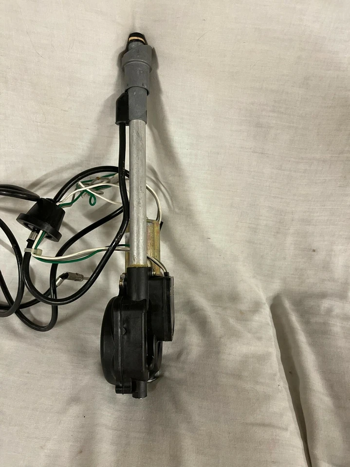 Pontiac Grand AM 1987 antena de alimentación GM 22535821 OEM NOS Foto 2 de 4