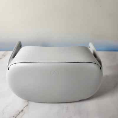 Meta Oculus Quest 2 VR 128GB Virtual Reality Headset Only TESTED