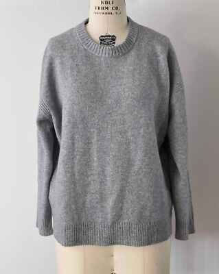 NWOT J.CREW Relaxed Crewneck Sweater in 100% Lambs Wool NWOT J.CREW Relaxed Crewneck Sweater in 100% Lambs Wool