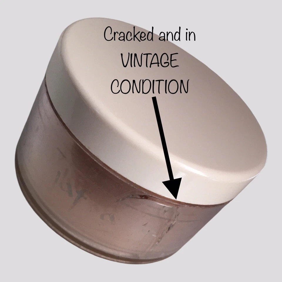 VINTAGE 1984 Jafra Royal Jelly Translucent Matte Powder -Shade: Champagne Beige - Image 2 of 4