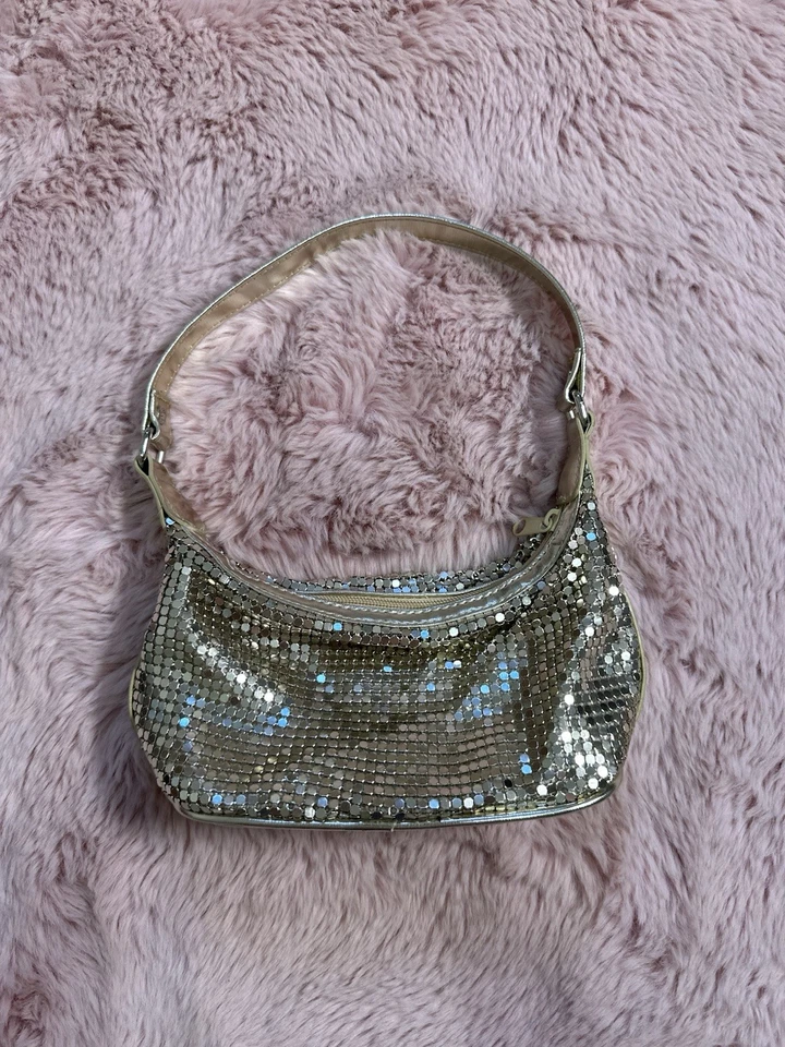 mini bolso de hombro de lentejuelas y2k Foto 2 de 4