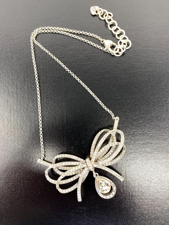 Collar Brighton para mujer salón de baile Blitz lazo estrás cristal tono plata Foto 3 de 4