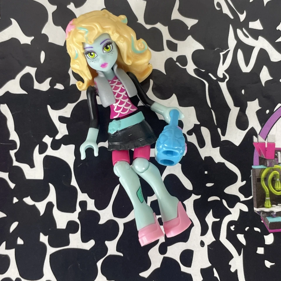 Mega Bloks Monster High Biteology Class Building Set - Lagoona Figure - Image 3 of 4