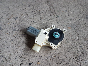 BMW 5er F10 F11 Antrieb Motor Fensterheber vorne / hinten rechts 7271564 7248172