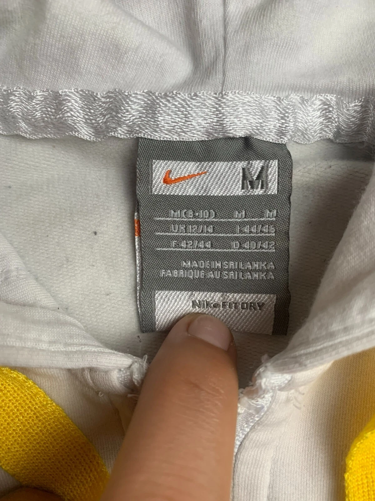 VETEMENTS Giacca Nike donna media bianca nera full zip livestrong felpa con cappuccio vestibilità asciutta donna