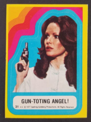 Charlie's Angels 1977 Gun Toting Topps Sticker Card #31 (NM)