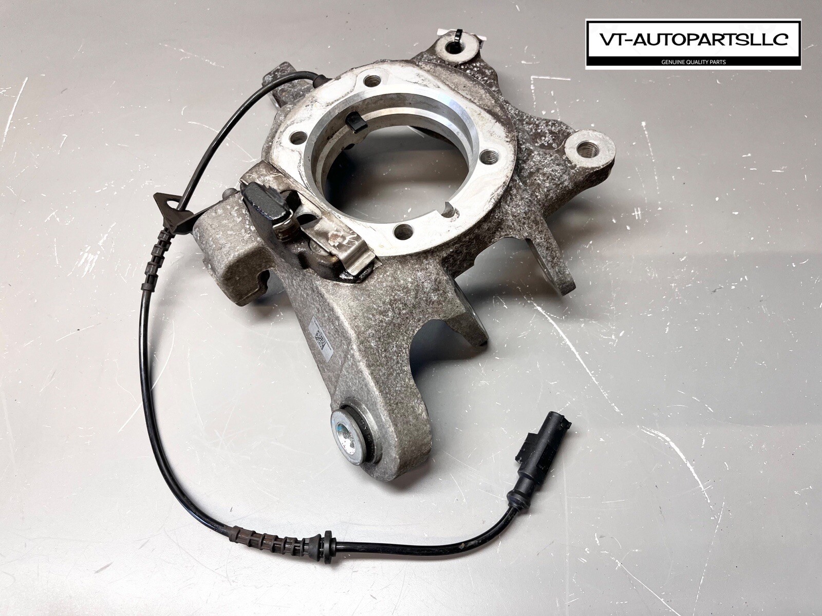 ⭐️2014-2020 MASERATI QUATTROPORTE GHIBLI AWD REAR LEFT SPINDLE KNUCKLE HUB OEM
