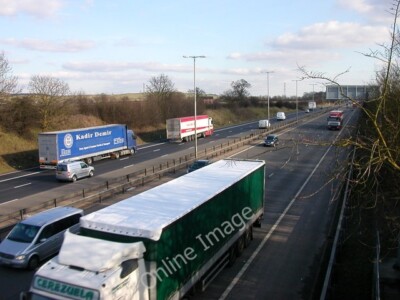 Photo 6x4 Flore-M1 Motorway A quiet Tuesday afternoon on the motorway nea c2010