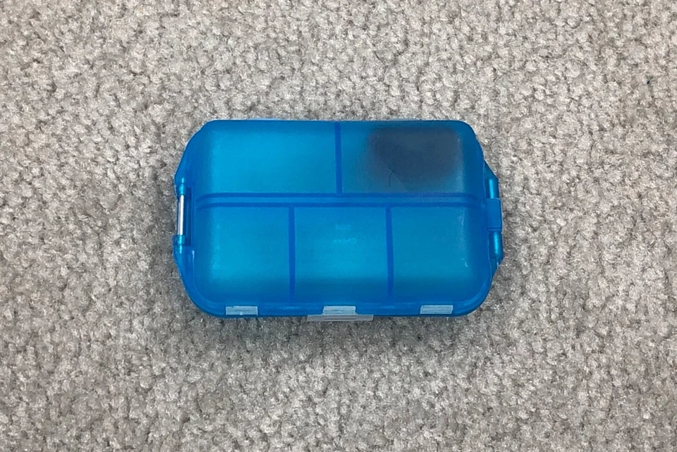 Lectrosonics M152/SM5P omnidirectional lav mic, 5-pin plug w/ water/dust sleeve - Image 2 of 4