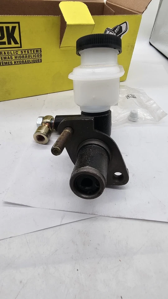 Cilindro maestro embrague-turbo LuK LMC340 se adapta a 91-92 Mazda MX-6 Foto 3 de 4