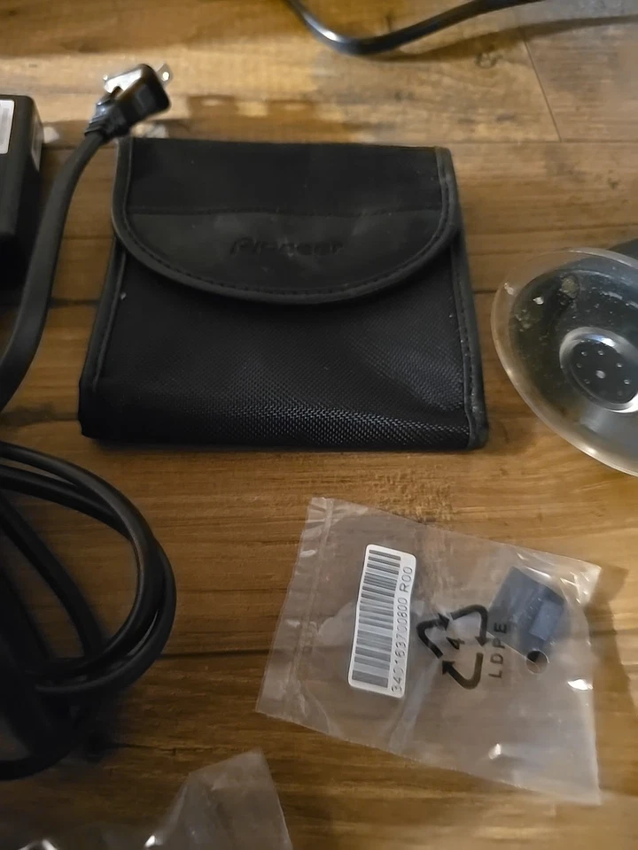 Pioneer AVIC-S2 Automotive Mountable - Image 4 of 4