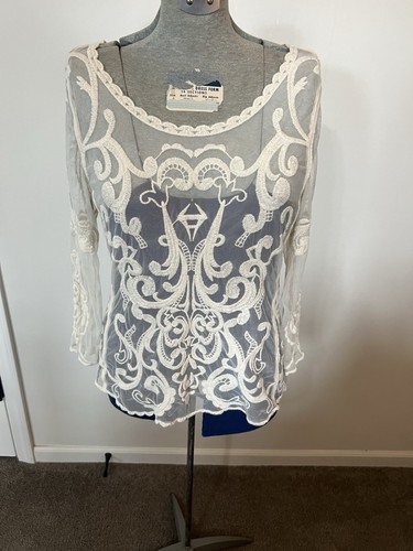 Express women’s Ivory lace, sheer, long sleeve top size large