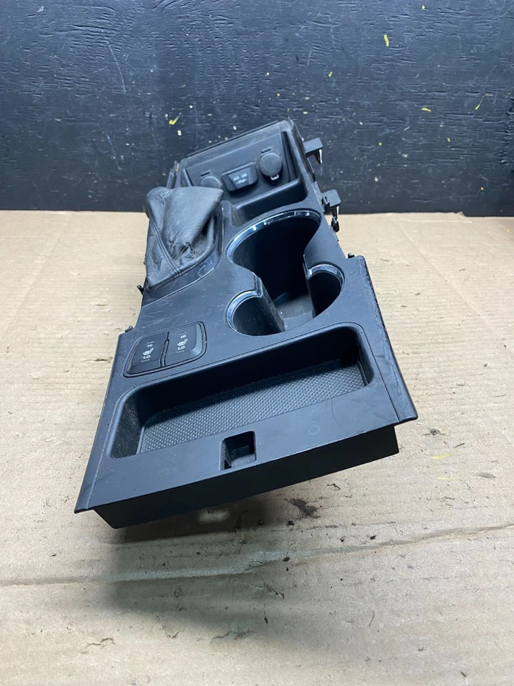 2011 a 2014 Hyundai Sonata câmbio central porta-copo console acabamento Q6847 DG - Imagem 2 de 4