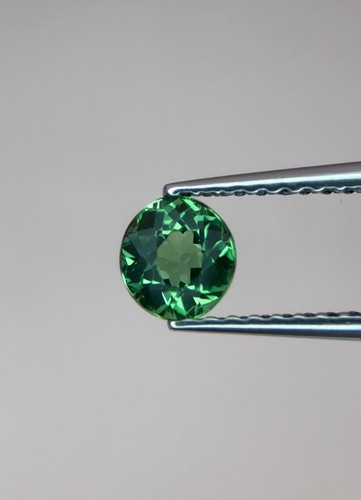 Tormalina Paraiba certificata sfaccettata naturale 0,51 ct pietra preziosa sfusa Mozambico - Video 1 di 1