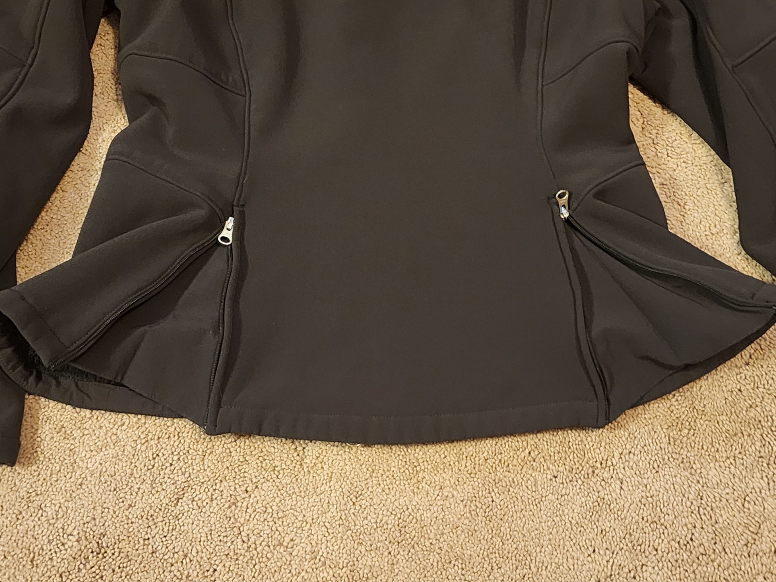 Black Softshell Ariat Jacket womens Medium Stirrup Zipper Accent Excellent M